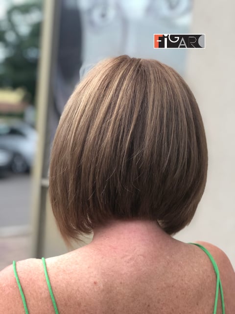 2020 Bob Cut w Hightlights by Figaro Salon